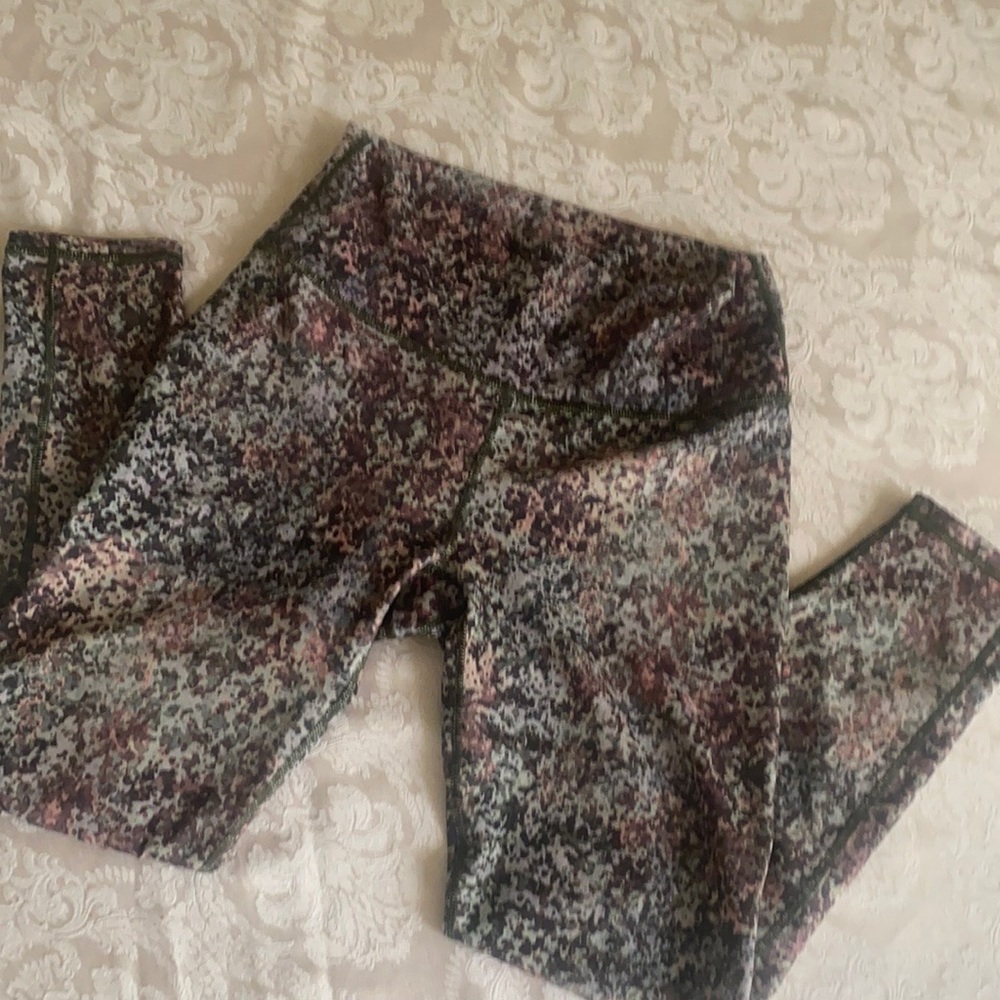 Camouflage Colors Printed Leggings By Fabletics, S